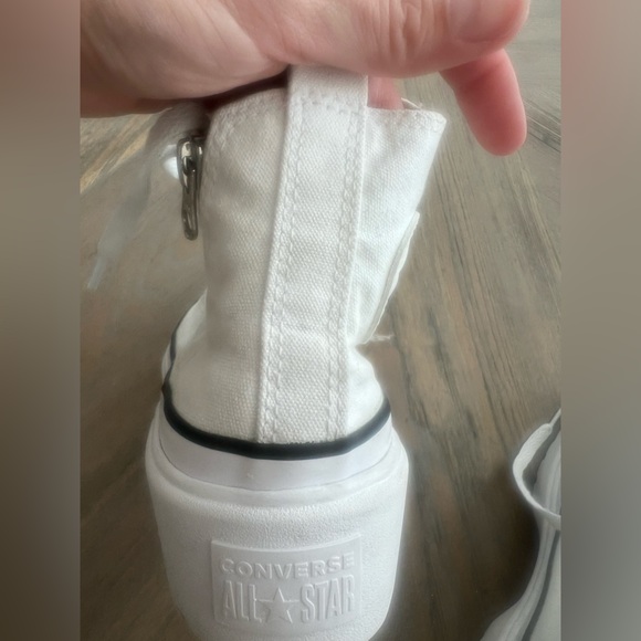 Chuck Taylor All Star Lugged Lift
Platform Canvas LITTLE KIDS HIGH TOP SHOE sz 1 - Picture 5 of 12